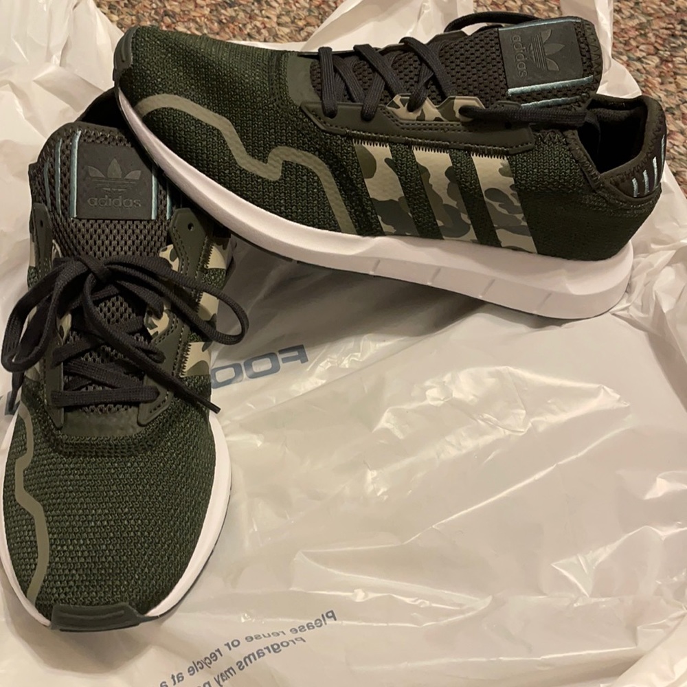 Brand New With Tags & Box Adidas Swift Run X 11.5